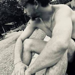 Meet your Posher, Raymond